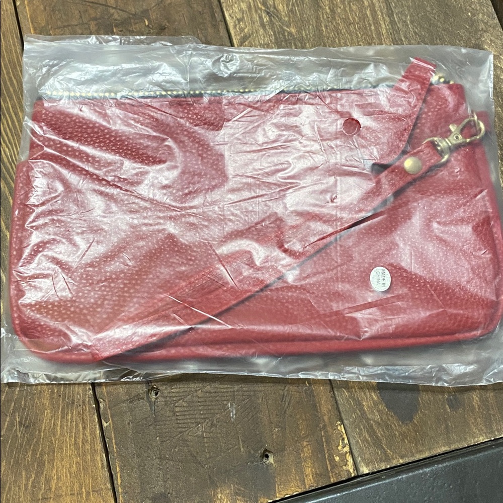 NWT Red Pebble Texture Vegan Leather Wristlet